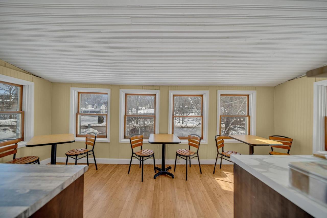 Marmora And Lake Inn And Victorian Diner Extérieur photo