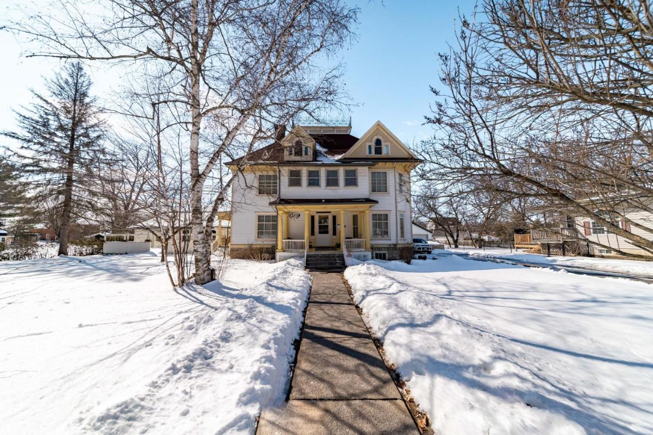 Marmora And Lake Inn And Victorian Diner Extérieur photo